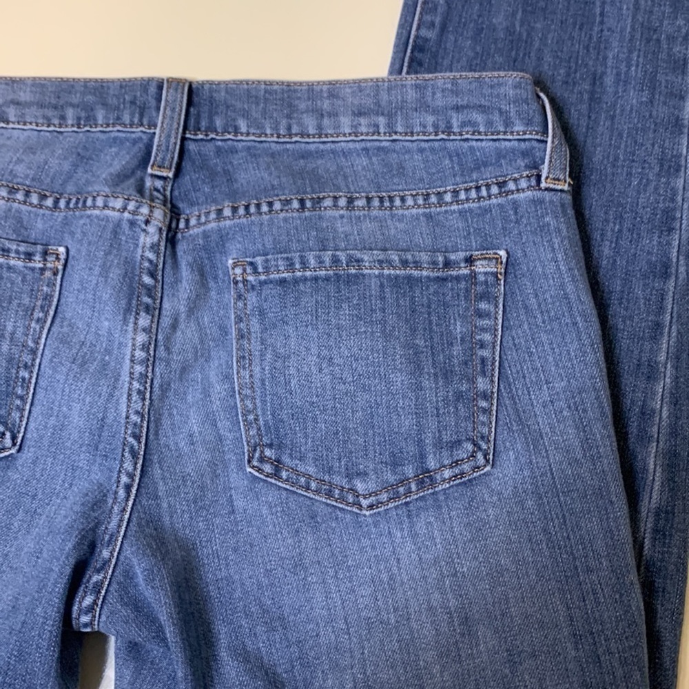 Just Black Distressed Cropped Straight Leg Jean - Picture 7 of 10